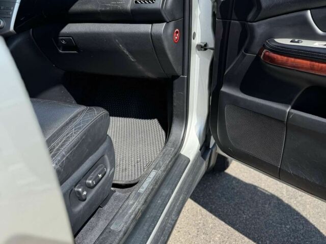 Сірий Лексус РХ, об'ємом двигуна 3 л та пробігом 296 тис. км за 9500 $, фото 4 на Automoto.ua