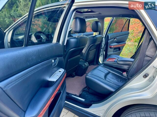 Сірий Лексус РХ, об'ємом двигуна 3 л та пробігом 250 тис. км за 7999 $, фото 45 на Automoto.ua