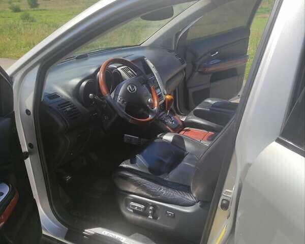 Лексус РХ 2004 в Дрогобыче на Automoto.ua Серый Лексус РХ, объемом двигателя 3 л и пробегом 260 тыс. км за 7200 $, фото 13 на Automoto.ua