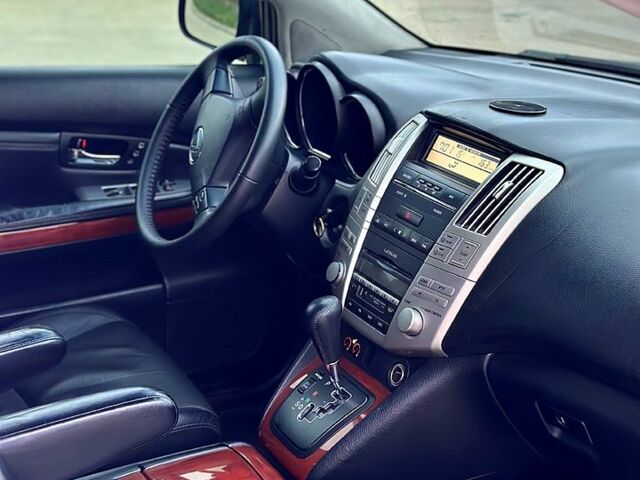 Серый Лексус РХ, объемом двигателя 3 л и пробегом 260 тыс. км за 11000 $, фото 7 на Automoto.ua