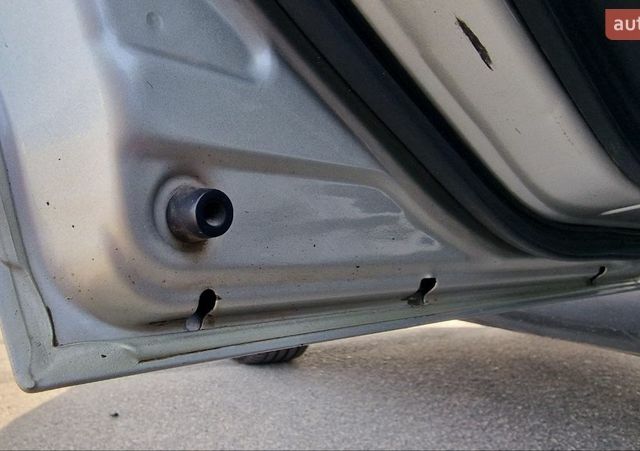 Серый Лексус РХ, объемом двигателя 3 л и пробегом 312 тыс. км за 11500 $, фото 9 на Automoto.ua