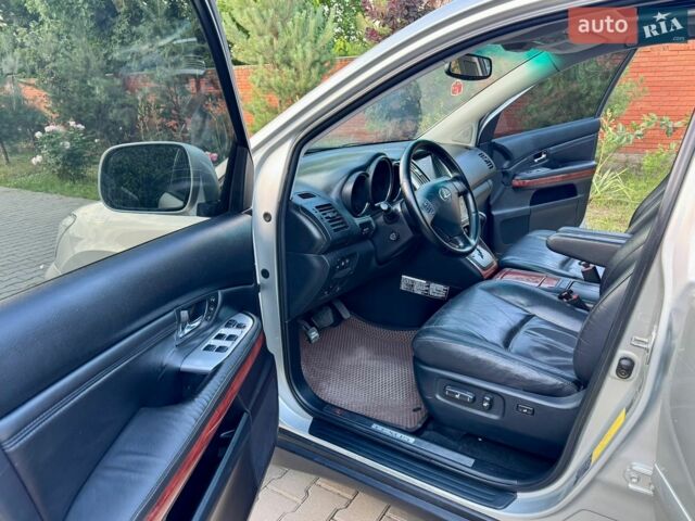Сірий Лексус РХ, об'ємом двигуна 3 л та пробігом 250 тис. км за 7999 $, фото 30 на Automoto.ua