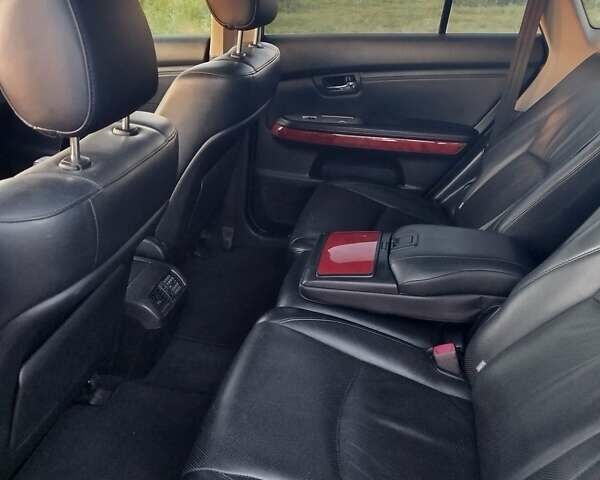Серый Лексус РХ, объемом двигателя 3 л и пробегом 215 тыс. км за 8700 $, фото 24 на Automoto.ua