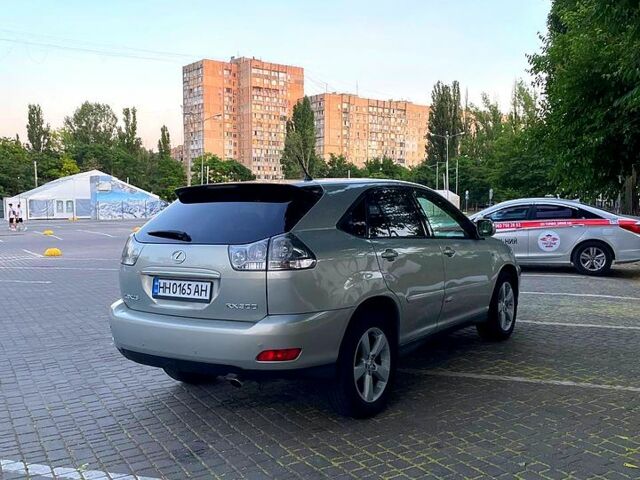 Серый Лексус РХ, объемом двигателя 3 л и пробегом 250 тыс. км за 8900 $, фото 1 на Automoto.ua