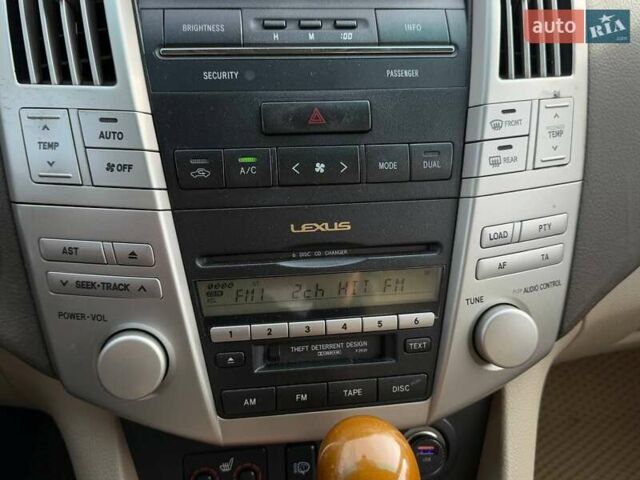 Сірий Лексус РХ, об'ємом двигуна 3 л та пробігом 246 тис. км за 8490 $, фото 22 на Automoto.ua