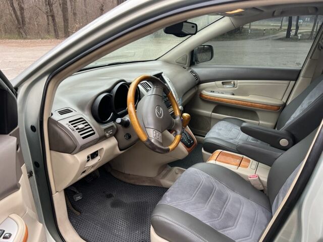 Серый Лексус РХ, объемом двигателя 3.3 л и пробегом 243 тыс. км за 7699 $, фото 6 на Automoto.ua