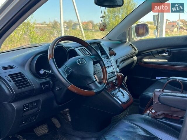 Серый Лексус РХ, объемом двигателя 3 л и пробегом 257 тыс. км за 7999 $, фото 3 на Automoto.ua