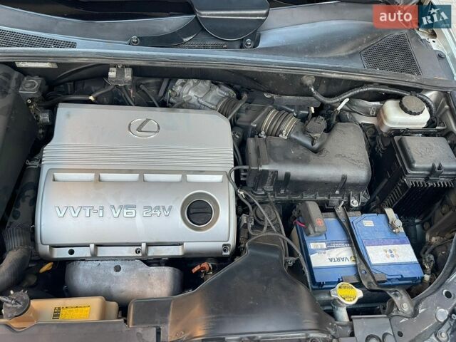 Сірий Лексус РХ, об'ємом двигуна 3 л та пробігом 252 тис. км за 8000 $, фото 60 на Automoto.ua