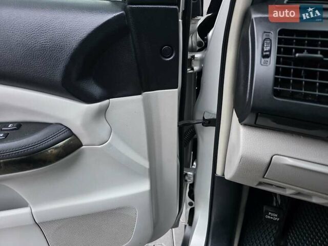 Сірий Лексус РХ, об'ємом двигуна 3 л та пробігом 273 тис. км за 7900 $, фото 32 на Automoto.ua