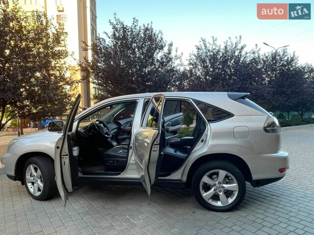 Сірий Лексус РХ, об'ємом двигуна 3 л та пробігом 252 тис. км за 8000 $, фото 32 на Automoto.ua