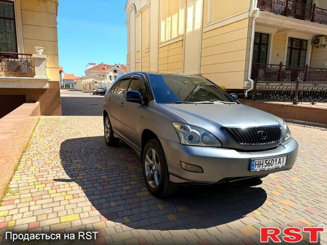 Серый Лексус РХ, объемом двигателя 3 л и пробегом 260 тыс. км за 9800 $, фото 1 на Automoto.ua