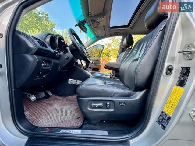 Сірий Лексус РХ, об'ємом двигуна 3 л та пробігом 250 тис. км за 7999 $, фото 63 на Automoto.ua