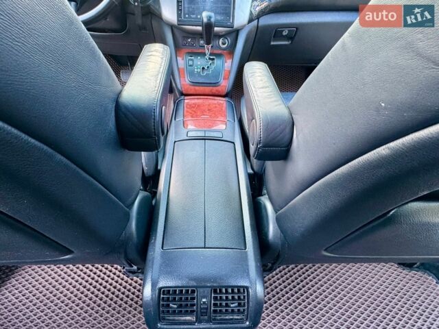 Сірий Лексус РХ, об'ємом двигуна 3 л та пробігом 250 тис. км за 7999 $, фото 48 на Automoto.ua