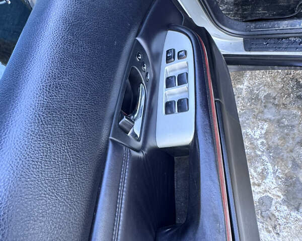 Сірий Лексус РХ, об'ємом двигуна 3 л та пробігом 245 тис. км за 11500 $, фото 12 на Automoto.ua