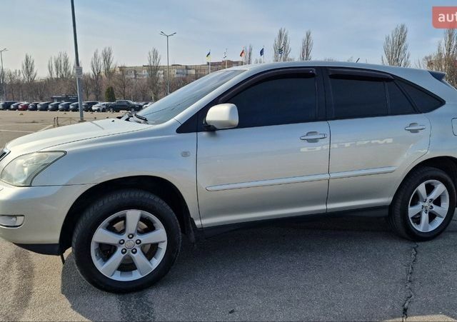 Серый Лексус РХ, объемом двигателя 3 л и пробегом 312 тыс. км за 11500 $, фото 2 на Automoto.ua