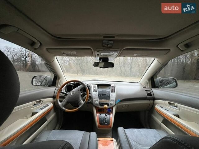 Серый Лексус РХ, объемом двигателя 3.3 л и пробегом 243 тыс. км за 7999 $, фото 8 на Automoto.ua