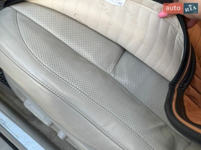 Серый Лексус РХ, объемом двигателя 3 л и пробегом 227 тыс. км за 13000 $, фото 6 на Automoto.ua