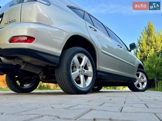 Сірий Лексус РХ, об'ємом двигуна 3 л та пробігом 250 тис. км за 7999 $, фото 82 на Automoto.ua