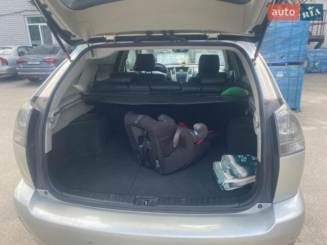 Сірий Лексус РХ, об'ємом двигуна 3 л та пробігом 282 тис. км за 8000 $, фото 4 на Automoto.ua
