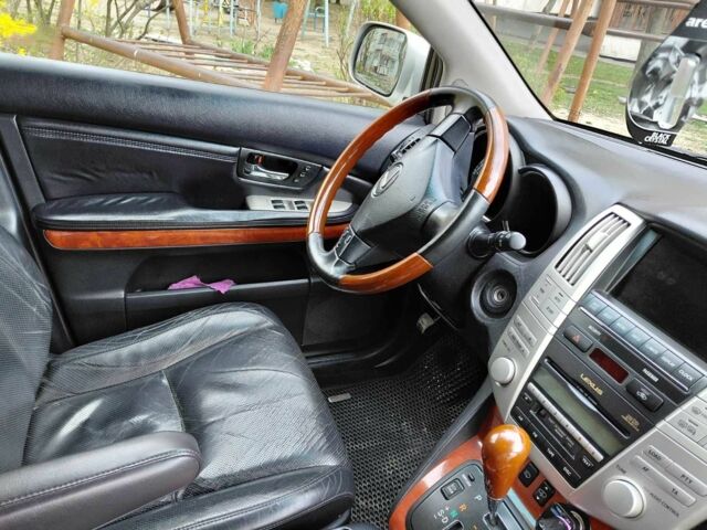 Серый Лексус РХ, объемом двигателя 3 л и пробегом 250 тыс. км за 7700 $, фото 3 на Automoto.ua