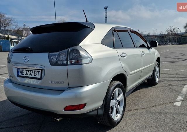 Серый Лексус РХ, объемом двигателя 3 л и пробегом 312 тыс. км за 11500 $, фото 4 на Automoto.ua
