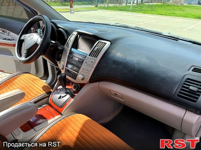 Серый Лексус РХ, объемом двигателя 3 л и пробегом 227 тыс. км за 13300 $, фото 11 на Automoto.ua