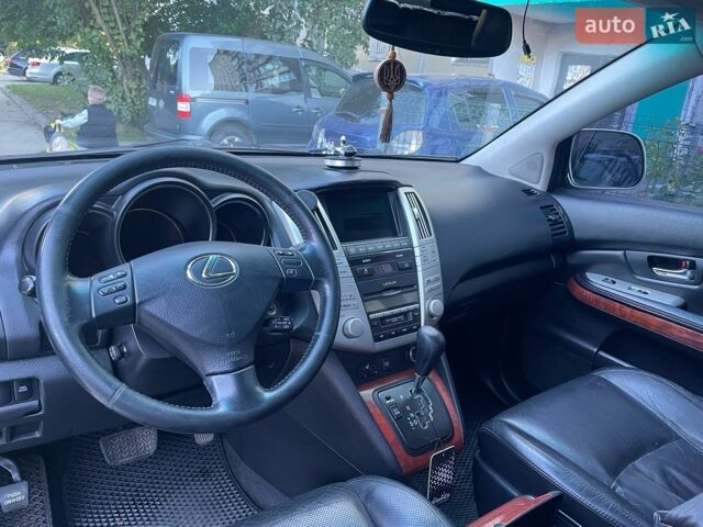 Сірий Лексус РХ, об'ємом двигуна 3 л та пробігом 355 тис. км за 6400 $, фото 1 на Automoto.ua