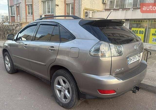 Лексус РХ 2005 в Черноморске (Ильичевске) на Automoto.ua Серый Лексус РХ, объемом двигателя 3.3 л и пробегом 210 тыс. км за 9000 $, фото 4 на Automoto.ua