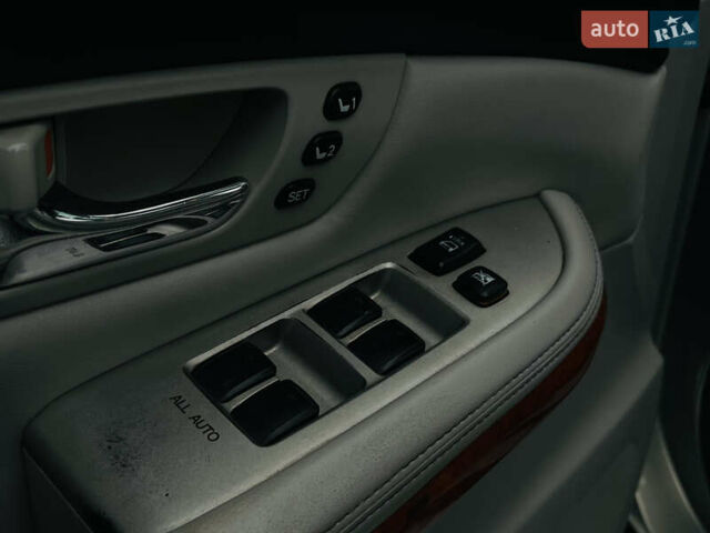 Серый Лексус РХ, объемом двигателя 3.3 л и пробегом 180 тыс. км за 9500 $, фото 11 на Automoto.ua