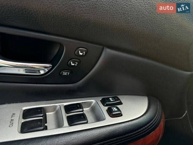 Серый Лексус РХ, объемом двигателя 3 л и пробегом 300 тыс. км за 7700 $, фото 7 на Automoto.ua