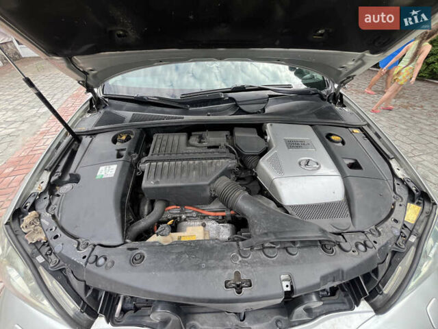 Лексус РХ 2005 в Белой Церкве на Automoto.ua Серый Лексус РХ, объемом двигателя 3.31 л и пробегом 281 тыс. км за 10300 $, фото 29 на Automoto.ua