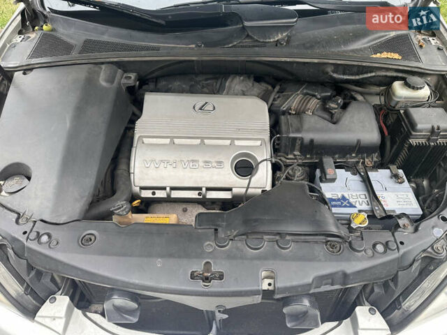 Серый Лексус РХ, объемом двигателя 3.31 л и пробегом 221 тыс. км за 9500 $, фото 13 на Automoto.ua