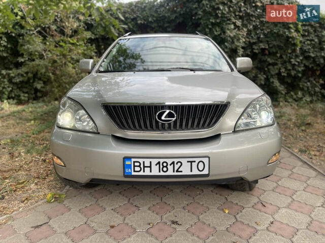 Серый Лексус РХ, объемом двигателя 3 л и пробегом 245 тыс. км за 10500 $, фото 1 на Automoto.ua
