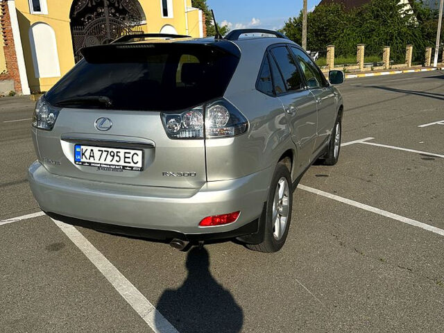 Серый Лексус РХ, объемом двигателя 3 л и пробегом 218 тыс. км за 10500 $, фото 2 на Automoto.ua