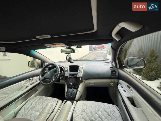 Серый Лексус РХ, объемом двигателя 3.3 л и пробегом 340 тыс. км за 9700 $, фото 3 на Automoto.ua