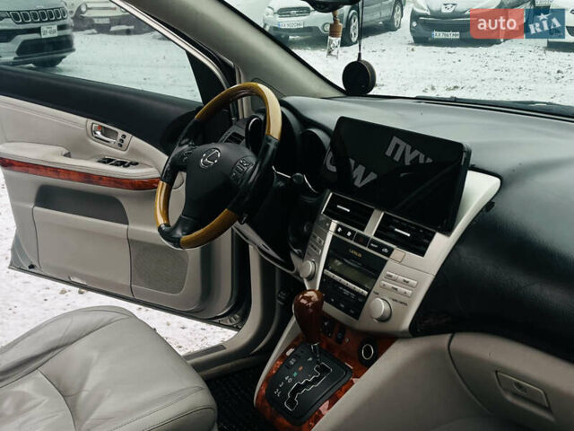 Серый Лексус РХ, объемом двигателя 3.3 л и пробегом 180 тыс. км за 9500 $, фото 19 на Automoto.ua