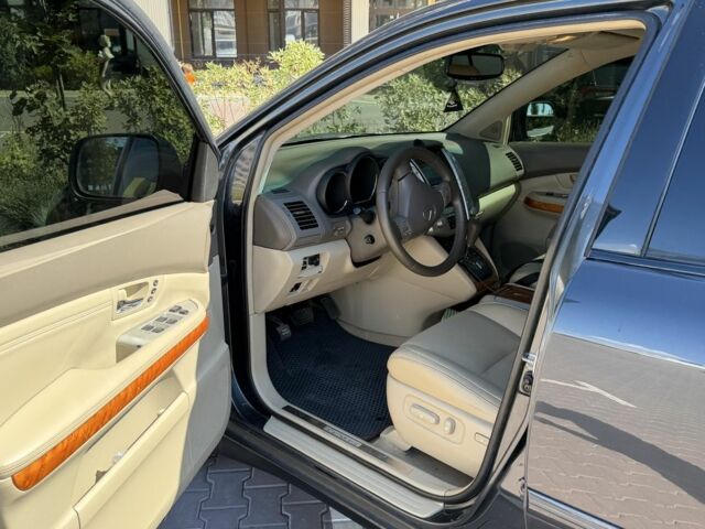 Сірий Лексус РХ, об'ємом двигуна 3 л та пробігом 190 тис. км за 7508 $, фото 7 на Automoto.ua