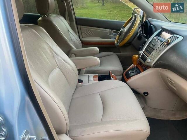 Серый Лексус РХ, объемом двигателя 3 л и пробегом 294 тыс. км за 7550 $, фото 13 на Automoto.ua