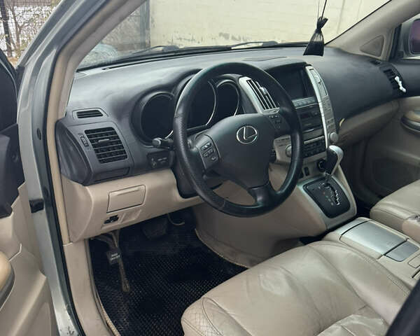 Серый Лексус РХ, объемом двигателя 3.31 л и пробегом 249 тыс. км за 9000 $, фото 2 на Automoto.ua