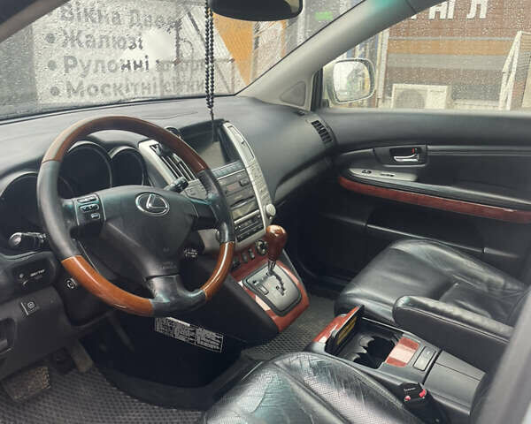 Сірий Лексус РХ, об'ємом двигуна 3 л та пробігом 235 тис. км за 8800 $, фото 4 на Automoto.ua