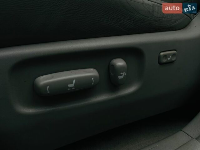 Серый Лексус РХ, объемом двигателя 3.31 л и пробегом 181 тыс. км за 9200 $, фото 12 на Automoto.ua