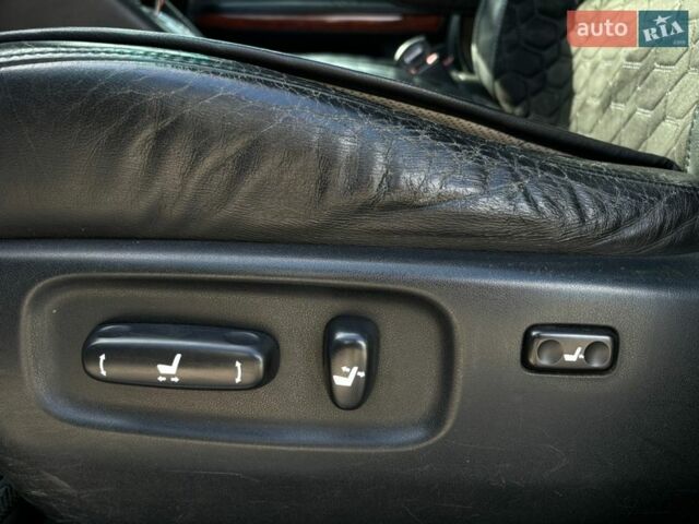 Серый Лексус РХ, объемом двигателя 3 л и пробегом 300 тыс. км за 7700 $, фото 8 на Automoto.ua