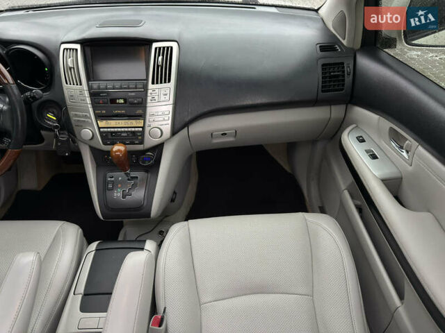 Сірий Лексус РХ, об'ємом двигуна 3 л та пробігом 338 тис. км за 8850 $, фото 49 на Automoto.ua