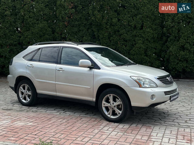 Лексус РХ 2005 в Белой Церкве на Automoto.ua Серый Лексус РХ, объемом двигателя 3.31 л и пробегом 281 тыс. км за 10300 $, фото 1 на Automoto.ua