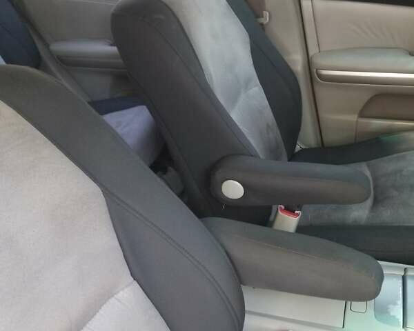 Сірий Лексус РХ, об'ємом двигуна 3.31 л та пробігом 220 тис. км за 9500 $, фото 12 на Automoto.ua