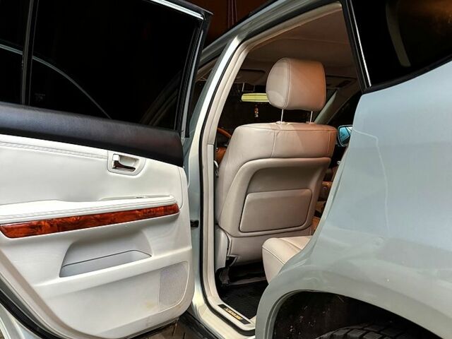 Серый Лексус РХ, объемом двигателя 3.3 л и пробегом 172 тыс. км за 10600 $, фото 8 на Automoto.ua