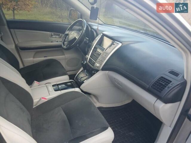 Лексус РХ 2005 в Белой Церкве на Automoto.ua Серый Лексус РХ, объемом двигателя 3.3 л и пробегом 250 тыс. км за 10200 $, фото 7 на Automoto.ua