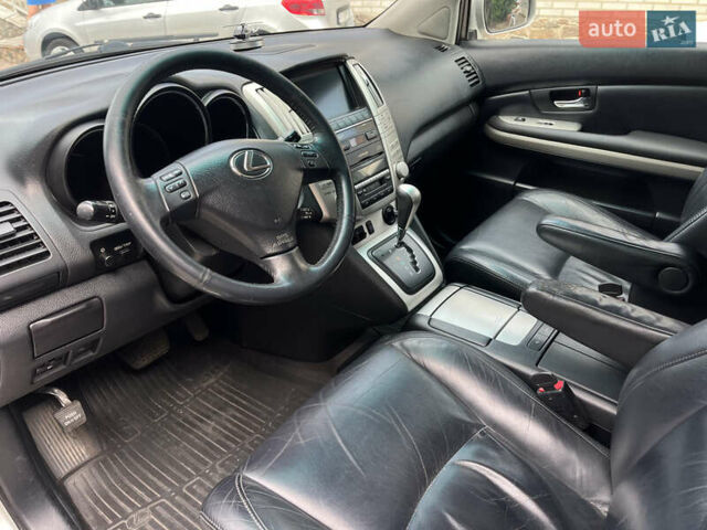 Лексус РХ 2005 в Белой Церкве на Automoto.ua Серый Лексус РХ, объемом двигателя 3.31 л и пробегом 281 тыс. км за 10300 $, фото 13 на Automoto.ua
