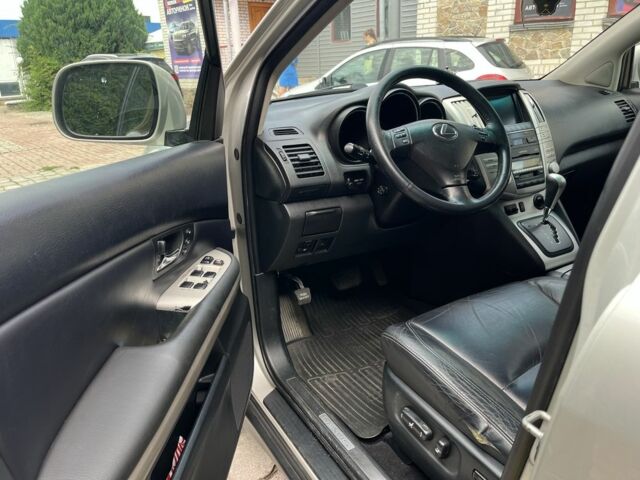 Лексус РХ 2005 в Белой Церкве на Automoto.ua Серый Лексус РХ, объемом двигателя 3.3 л и пробегом 281 тыс. км за 10300 $, фото 5 на Automoto.ua