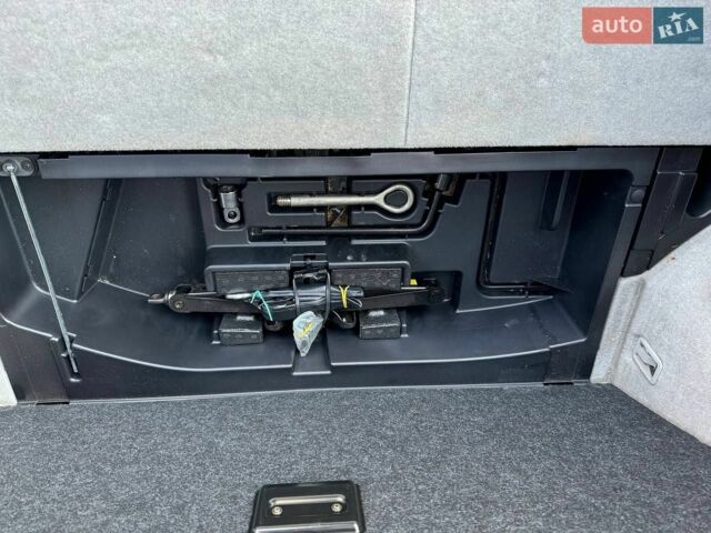 Сірий Лексус РХ, об'ємом двигуна 3.3 л та пробігом 190 тис. км за 9650 $, фото 23 на Automoto.ua